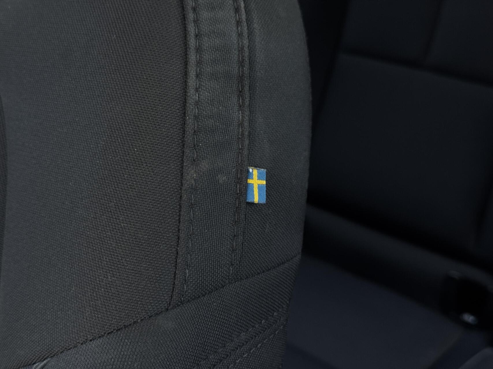 zoomed-item