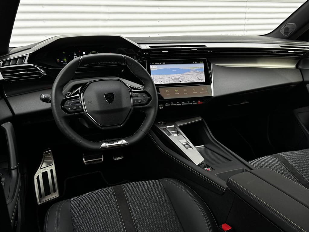 Peugeot 308 — foto 4