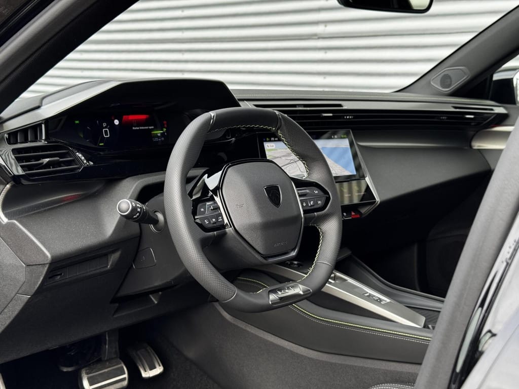 Peugeot 308 — foto 5