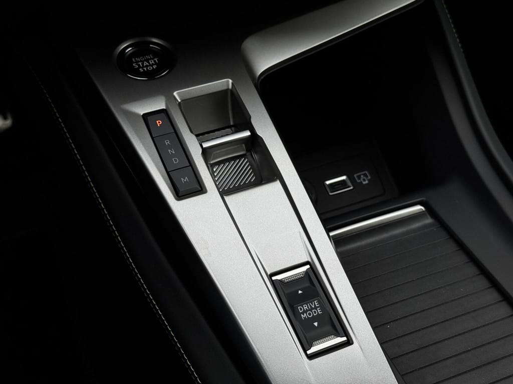 Peugeot 308 — foto 31