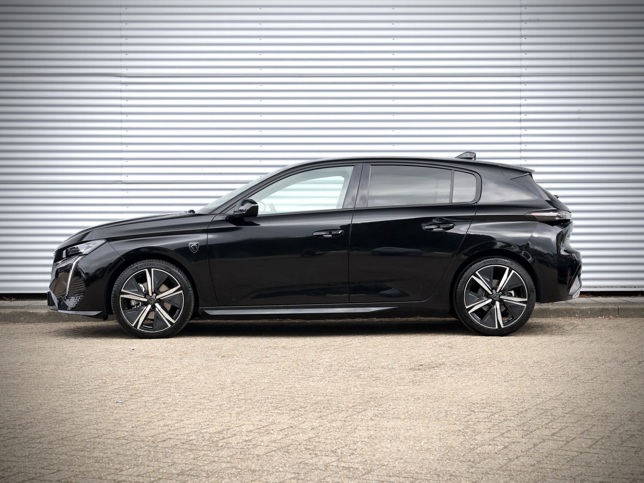 Peugeot 308 — foto 9
