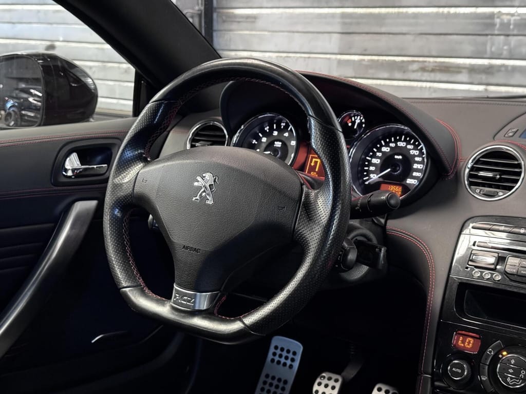 Peugeot RCZ — foto 14