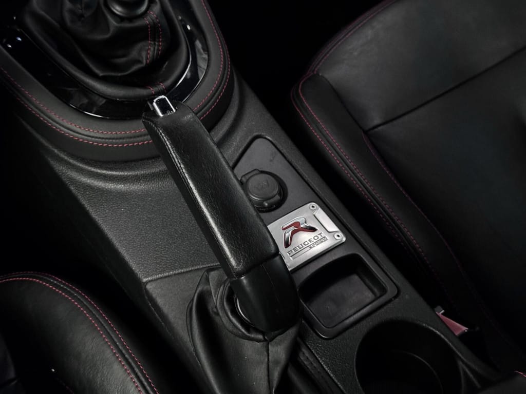 Peugeot RCZ — foto 39