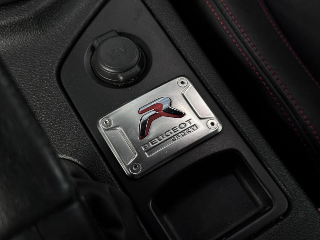 Peugeot RCZ — foto 40