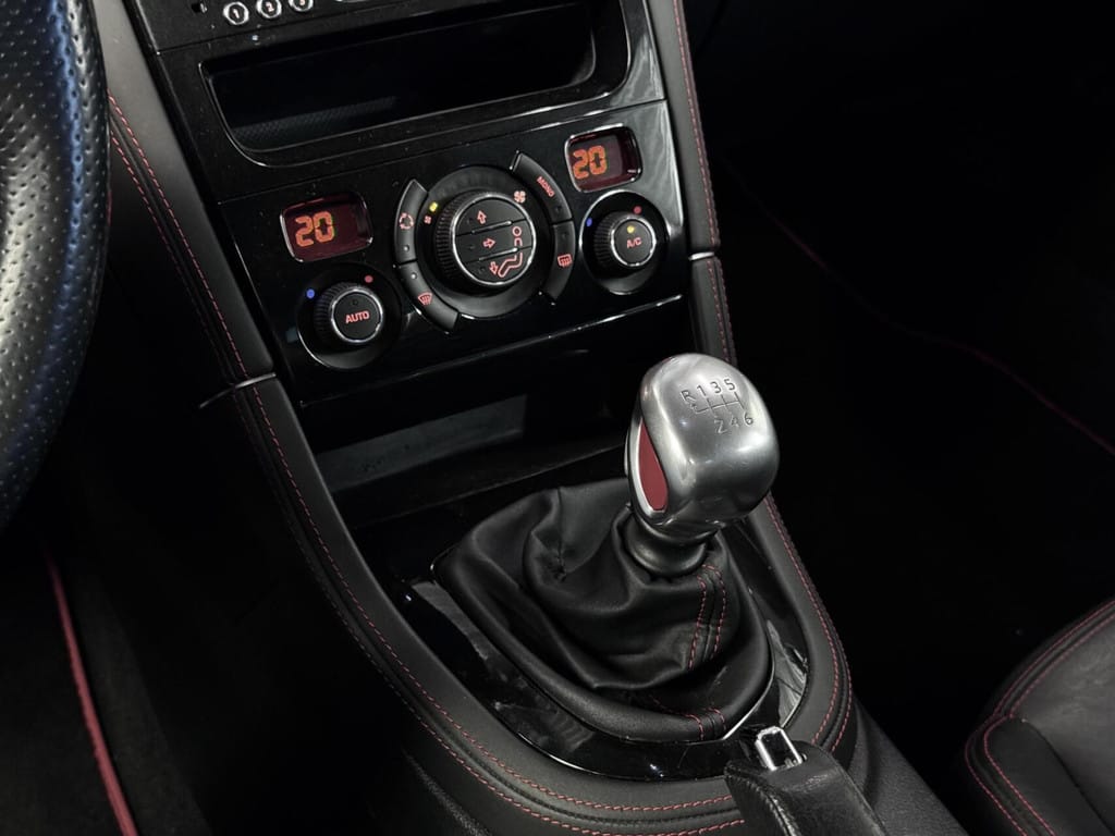 Peugeot RCZ — foto 41