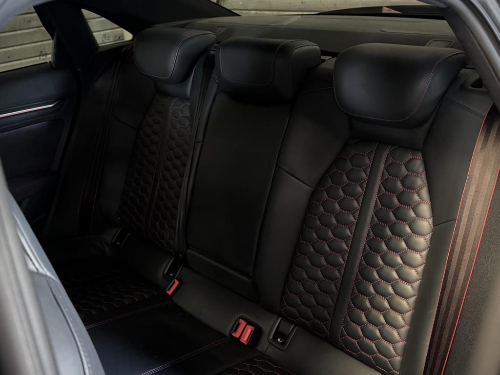 Audi RS3 — foto 8