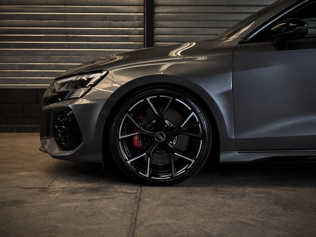 Audi RS3 — foto 11