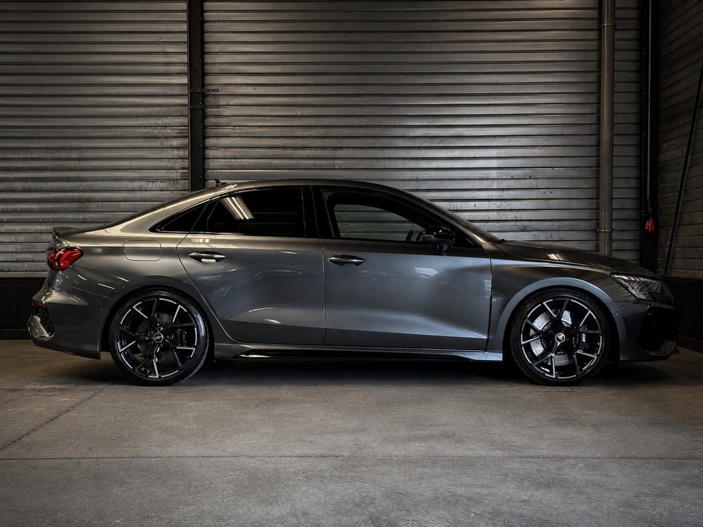 Audi RS3 — foto 17