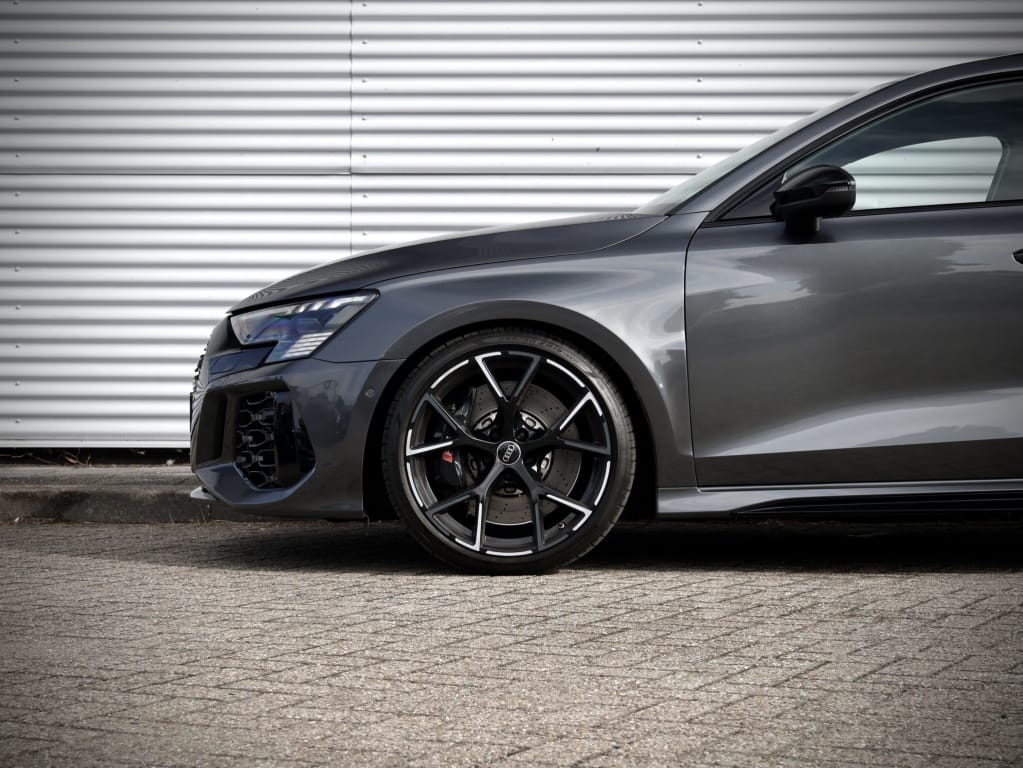 Audi RS3 — foto 10