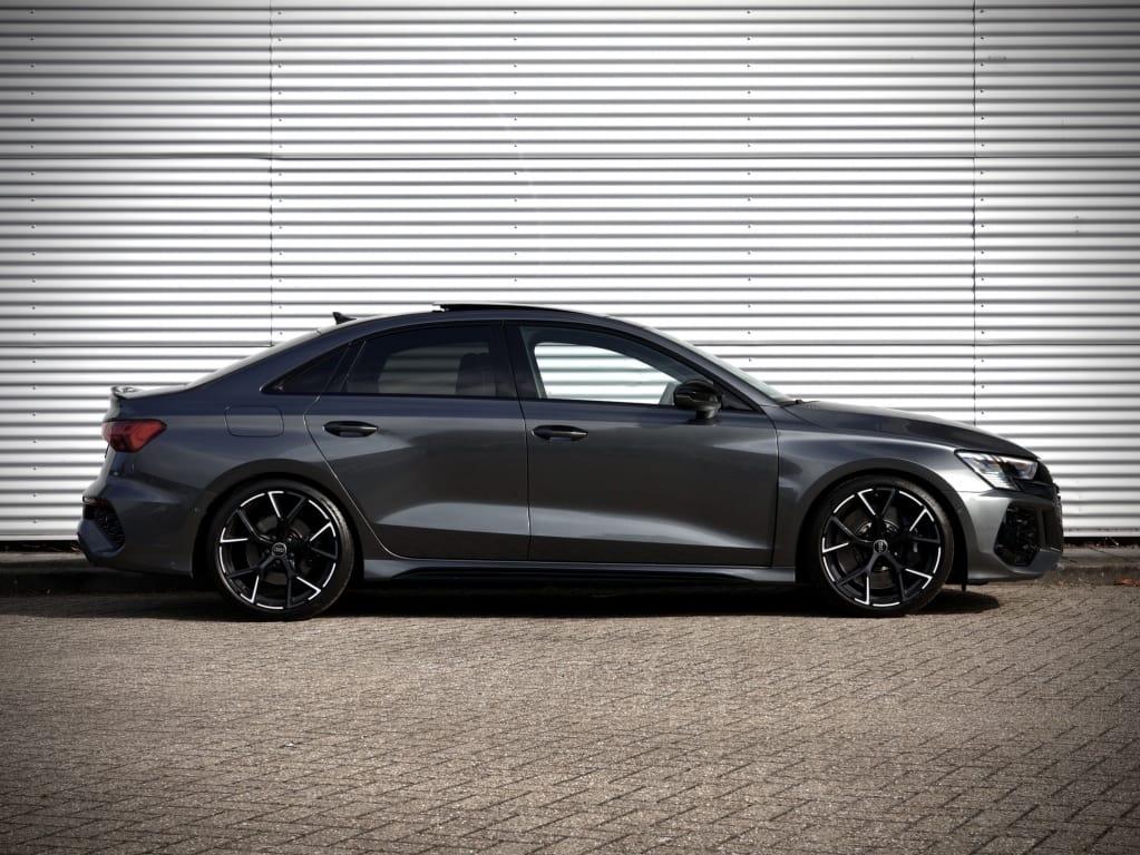 Audi RS3 — foto 14