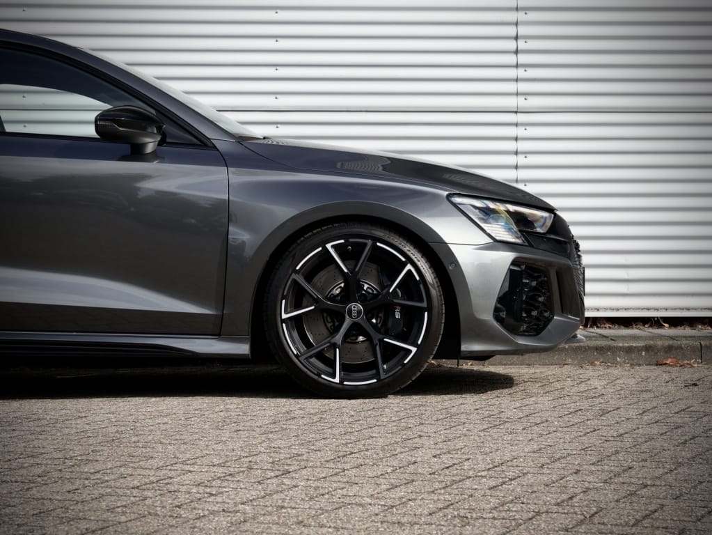 Audi RS3 — foto 15