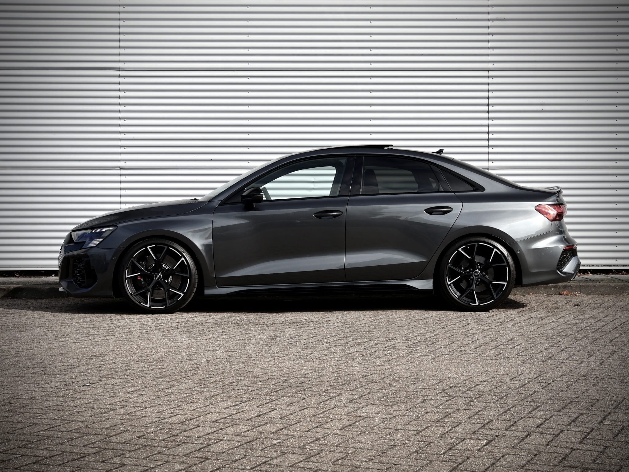 Audi RS3 — foto 11