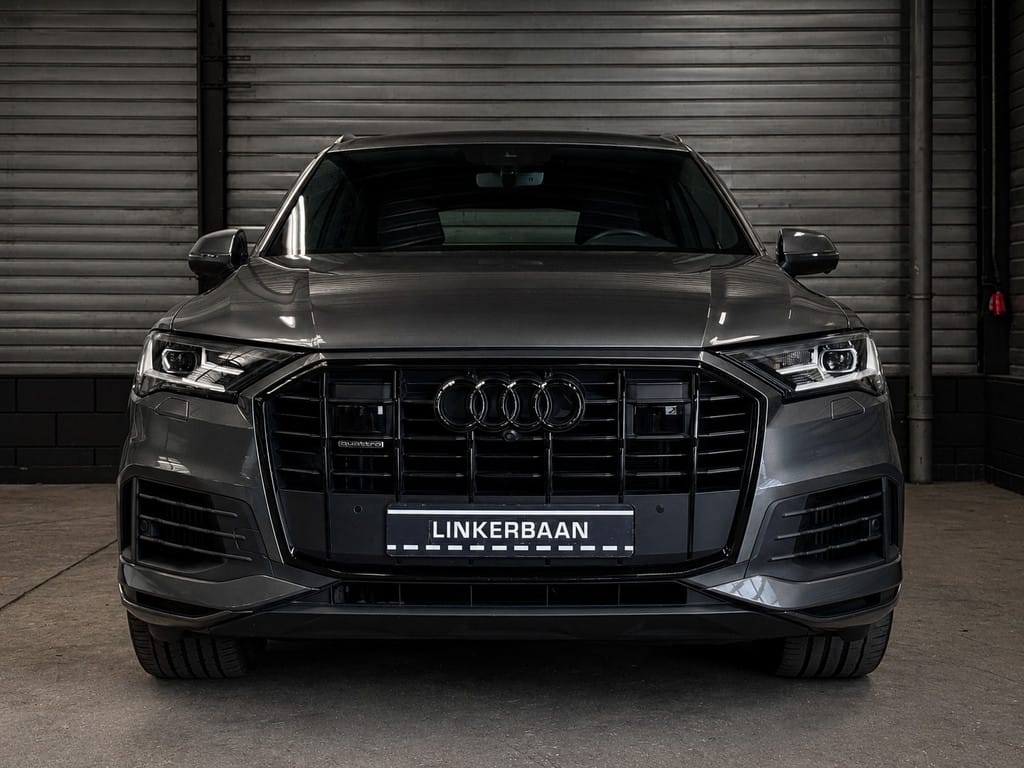 Audi Q7 — foto 12