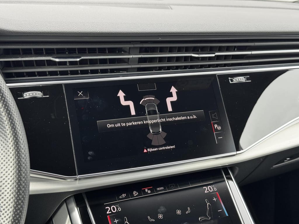 Audi Q7 — foto 21