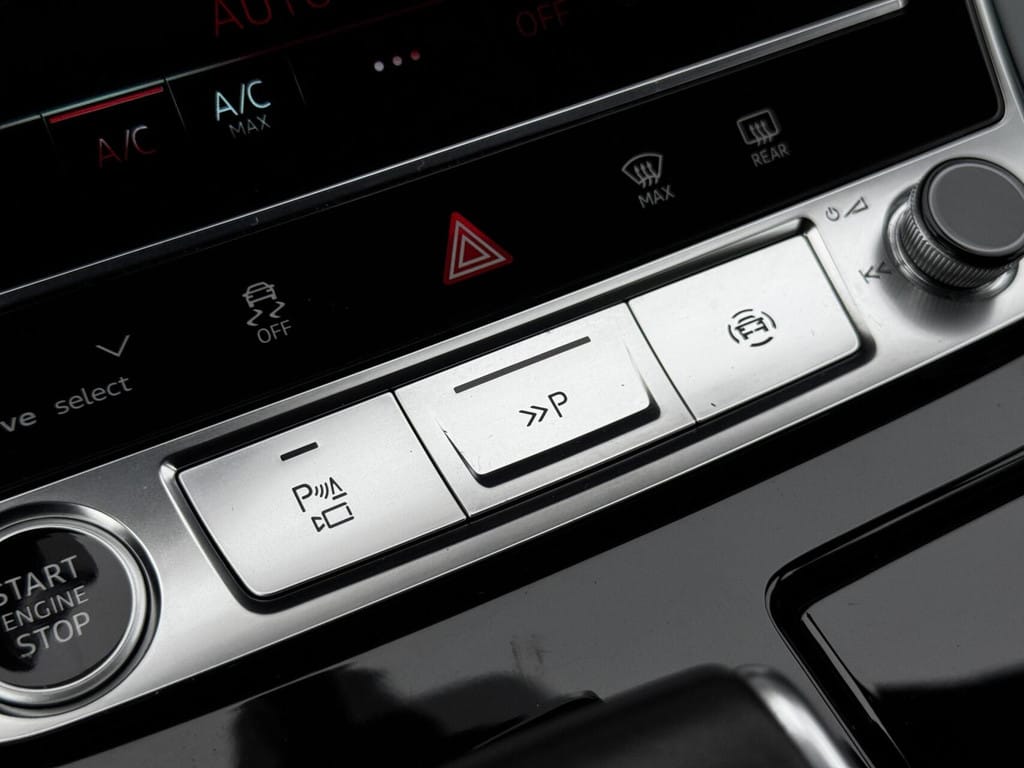 Audi Q7 — foto 27