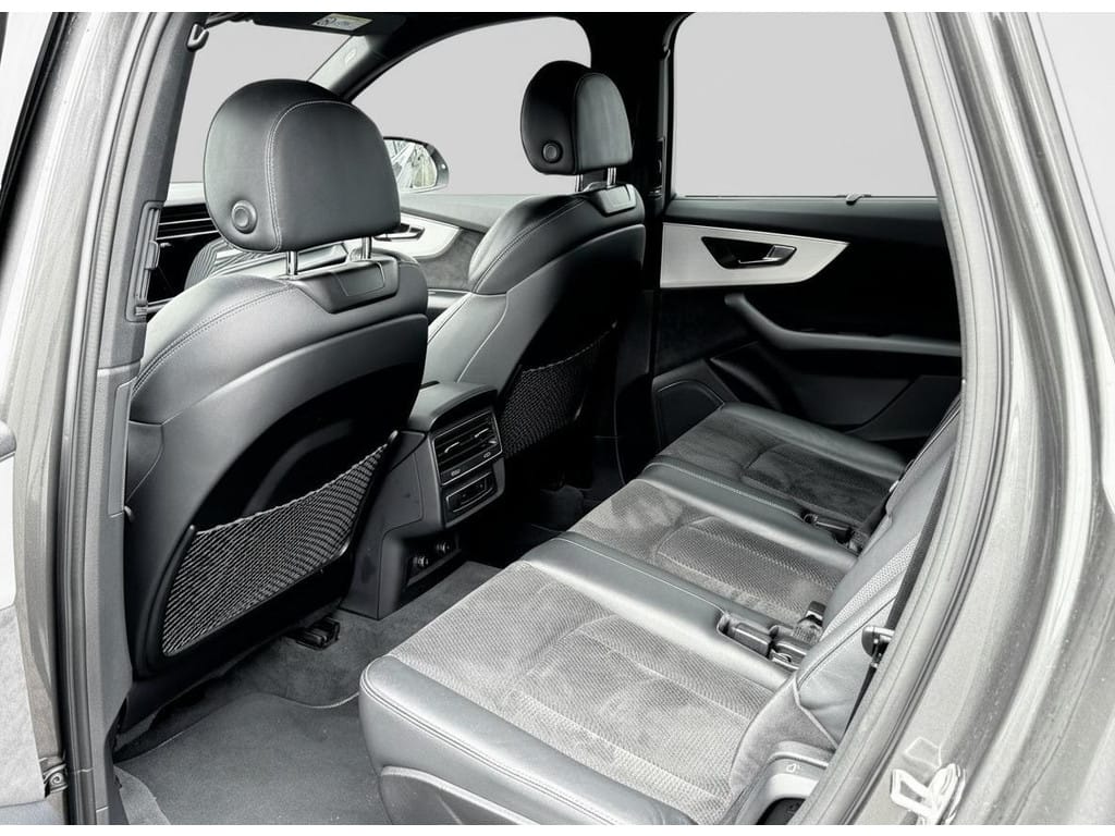 Audi Q7 — foto 40