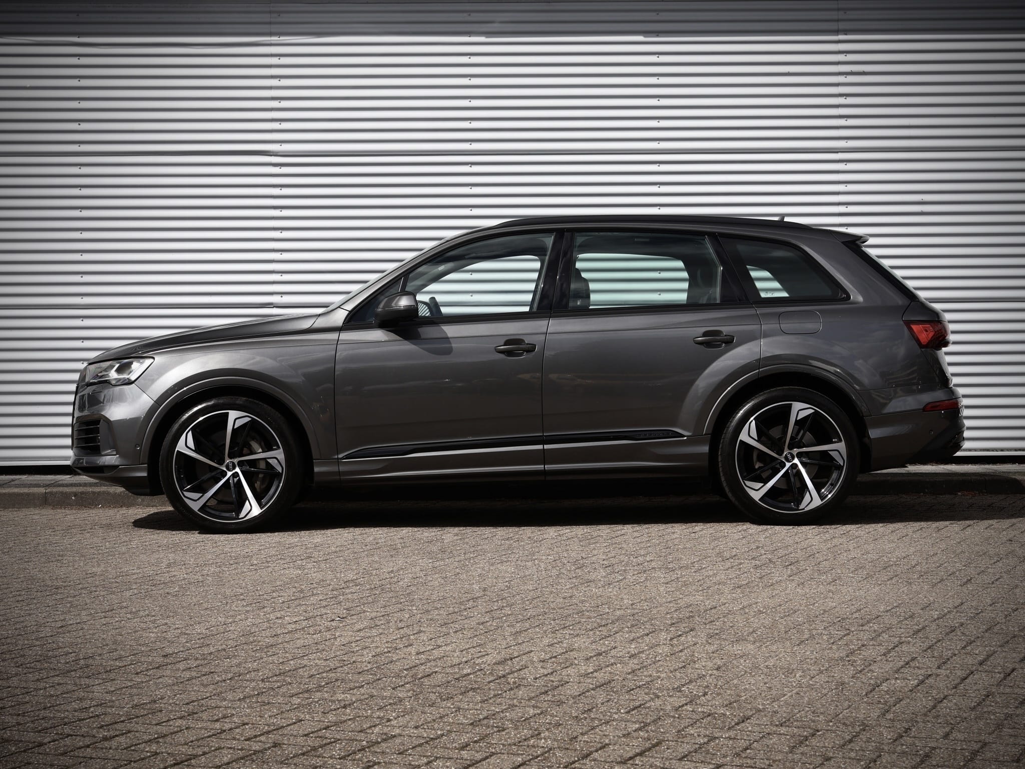 Audi Q7 — foto 11