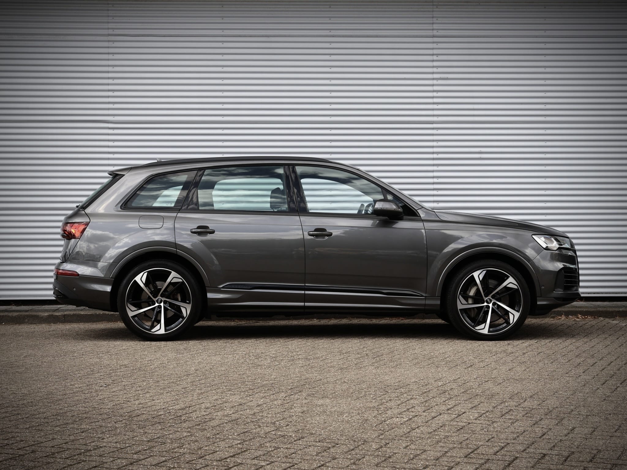 Audi Q7 — foto 14