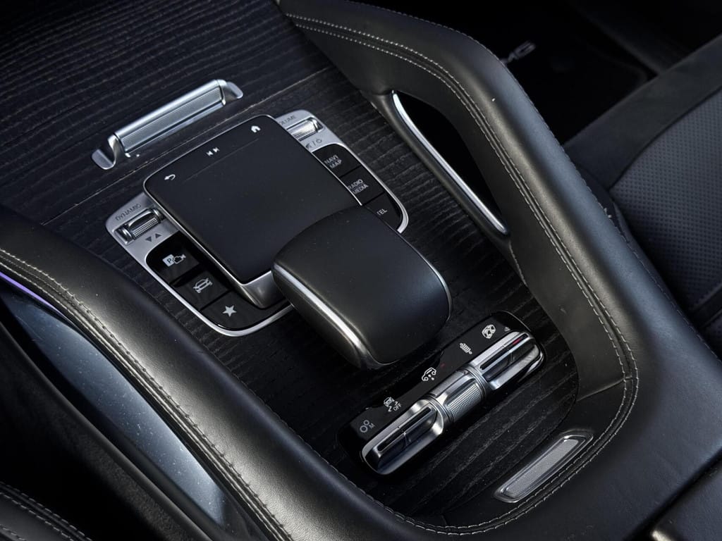 Mercedes-Benz GLE — foto 41