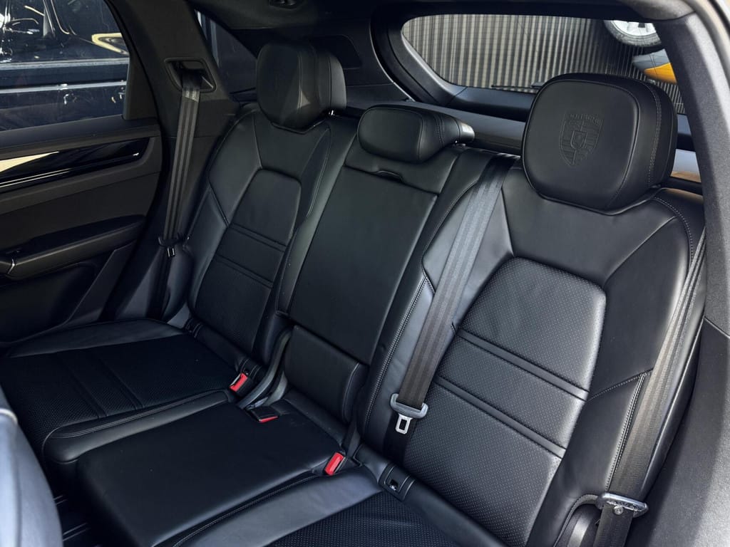 Porsche Cayenne — foto 9