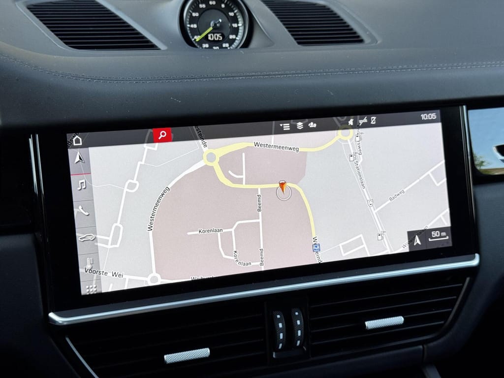 Porsche Cayenne — foto 21