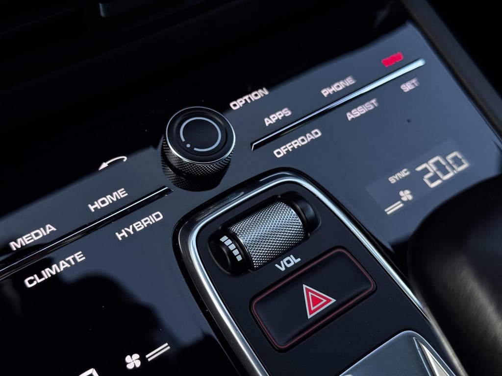 Porsche Cayenne — foto 37