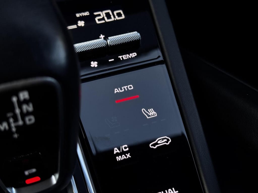 Porsche Cayenne — foto 38