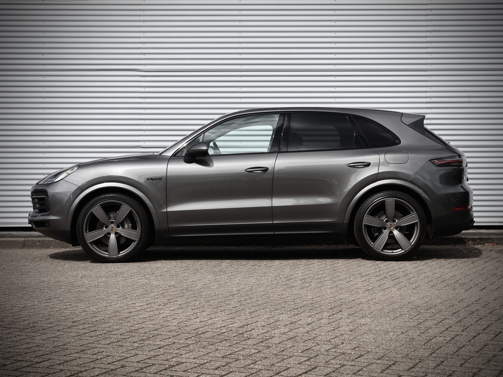 Porsche Cayenne — foto 11