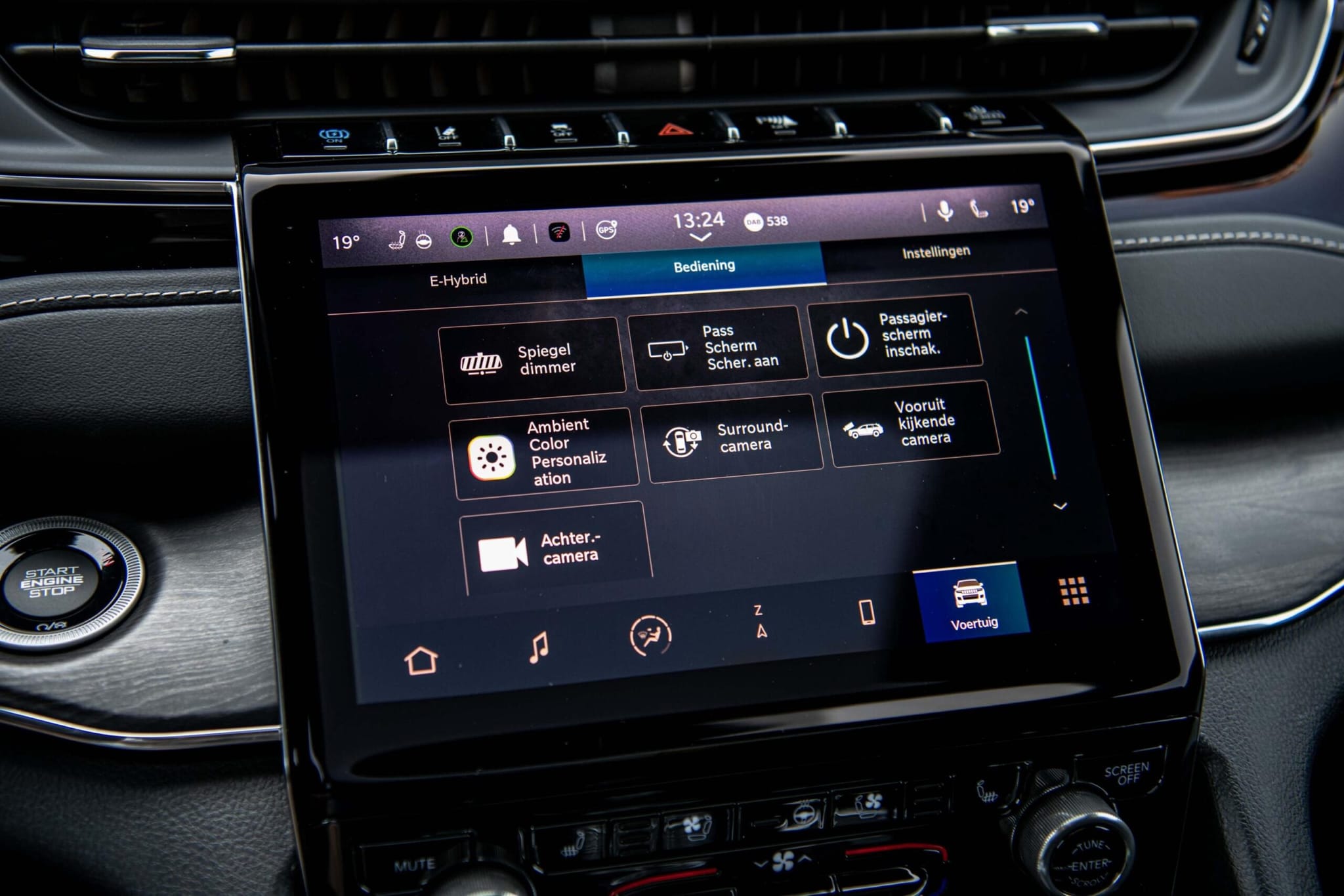 Jeep Grand Cherokee — foto 20