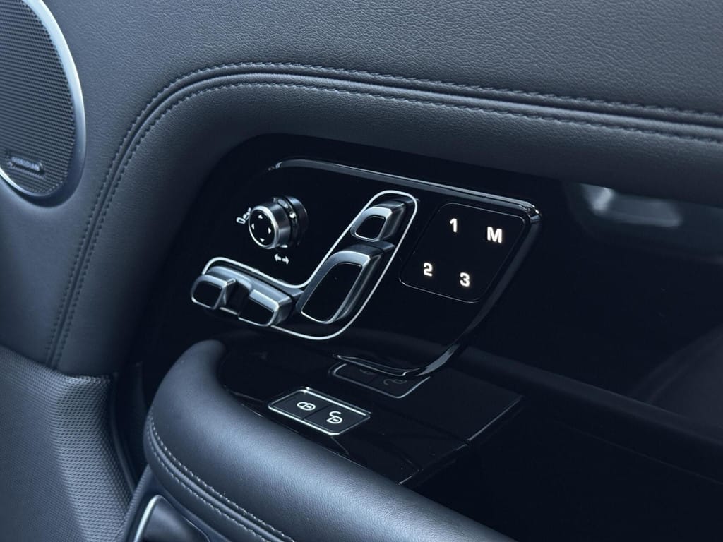 Land Rover Range Rover — foto 22