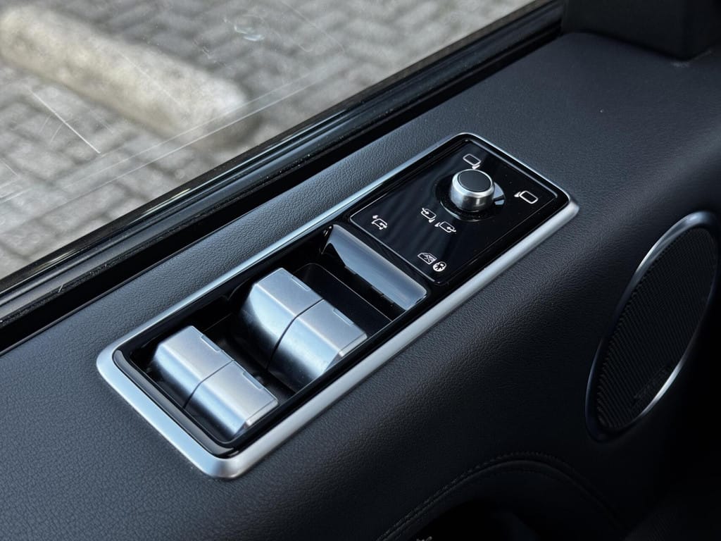 Land Rover Range Rover — foto 29