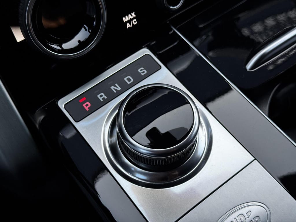 Land Rover Range Rover — foto 30