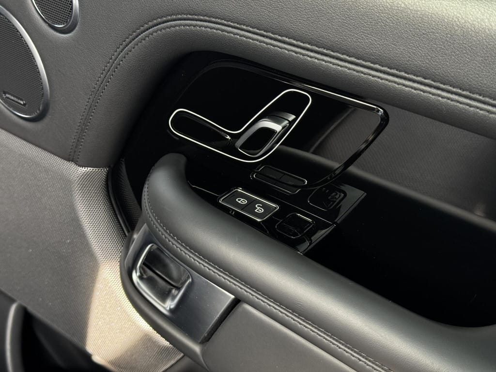 Land Rover Range Rover — foto 38