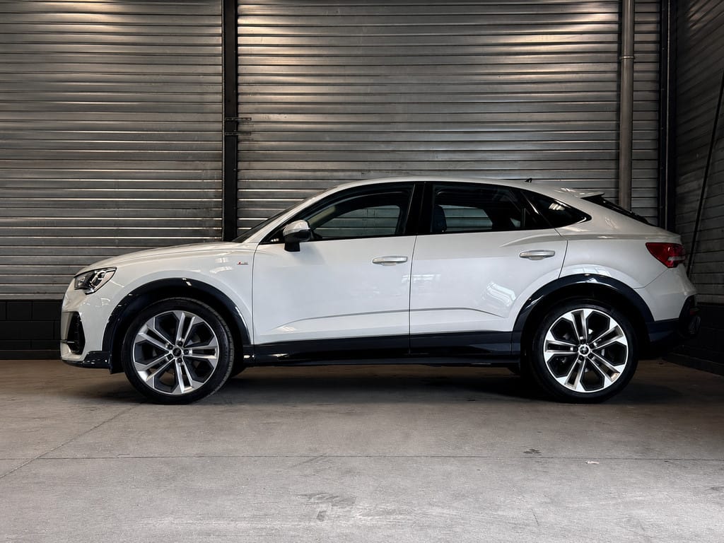 Audi Q3 — foto 10