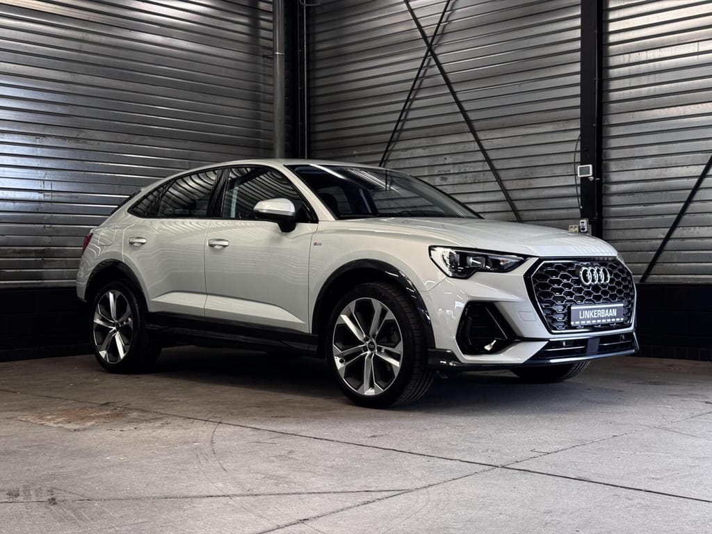 Audi Q3 — foto 11