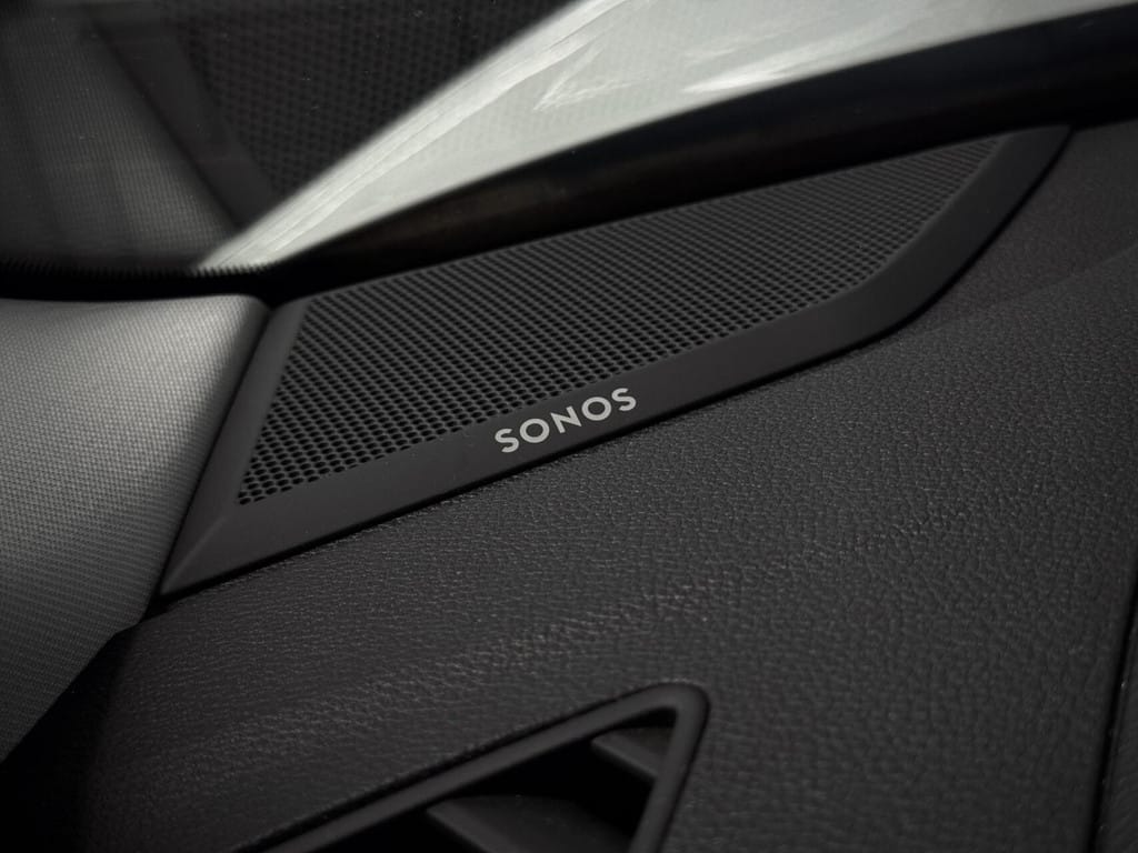 Audi Q3 — foto 26
