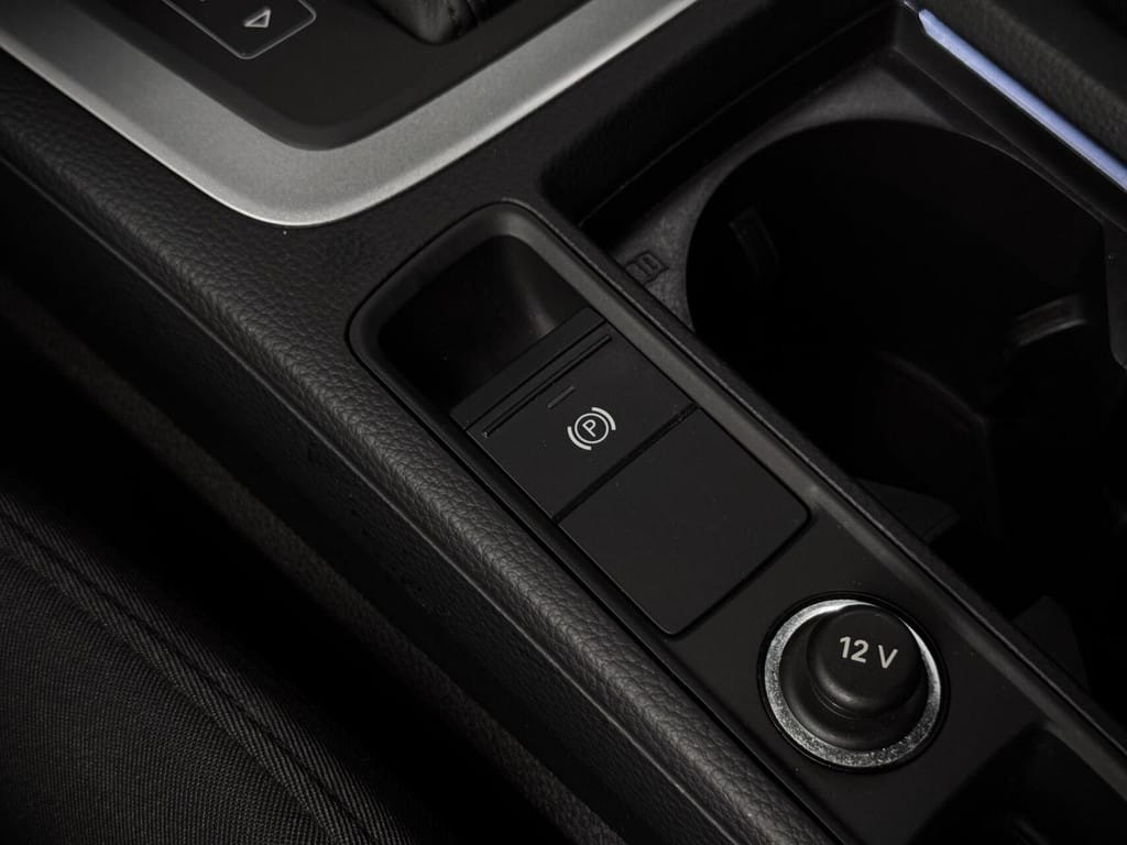Audi Q3 — foto 36