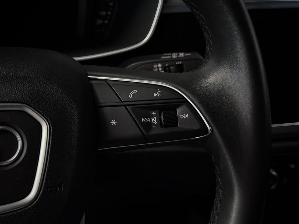 Audi Q3 — foto 41