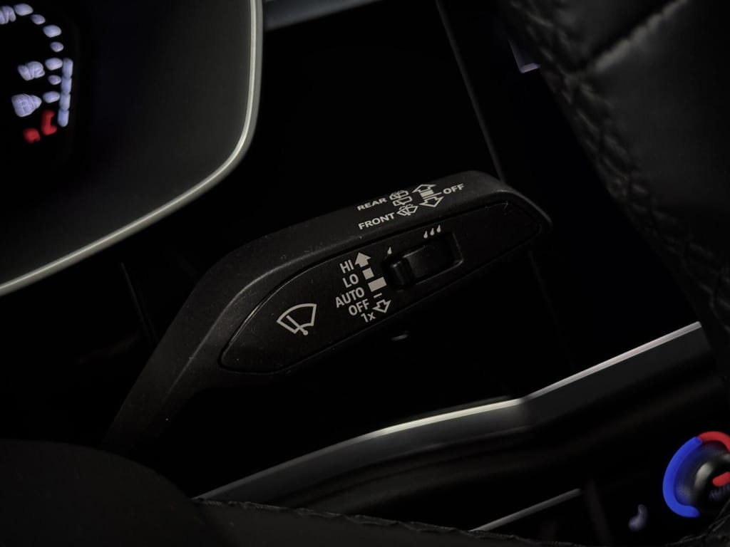 Audi Q3 — foto 43