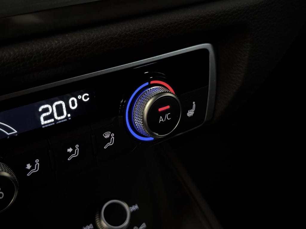 Audi Q3 — foto 54