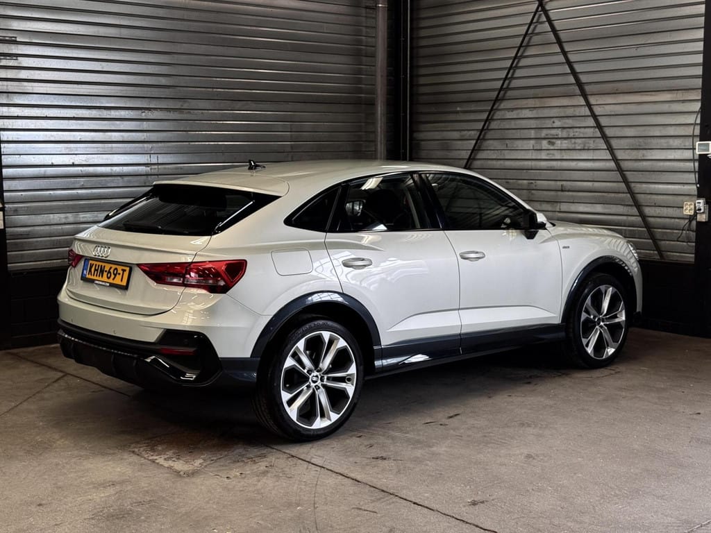 Audi Q3 — foto 60