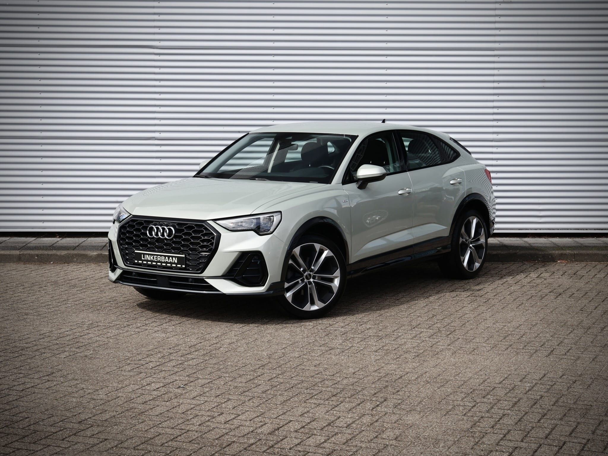 Audi Q3 Sportback — foto 59