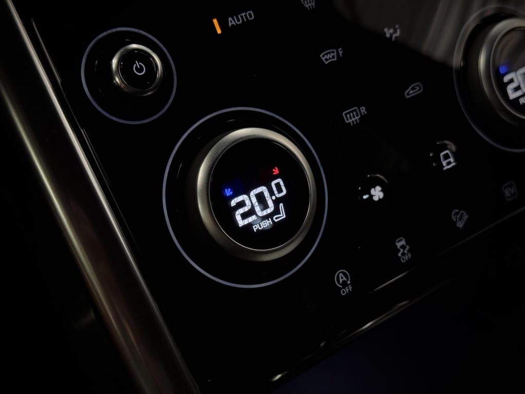 Land Rover Discovery Sport — foto 28