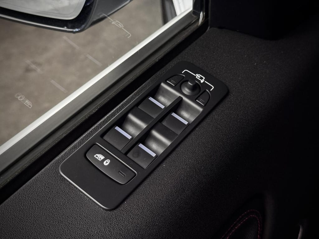 Land Rover Discovery Sport — foto 52