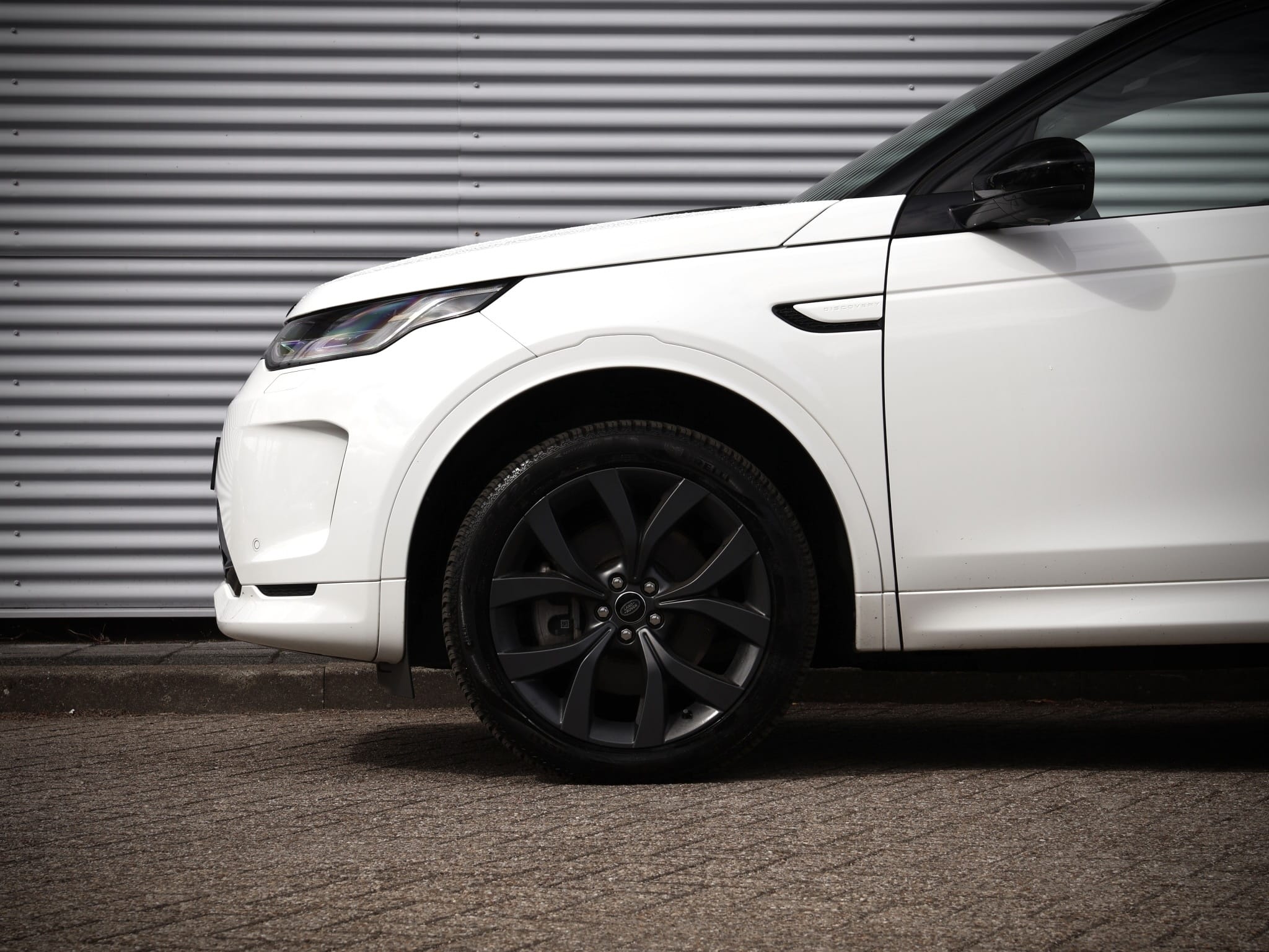 Land Rover Discovery Sport — foto 10