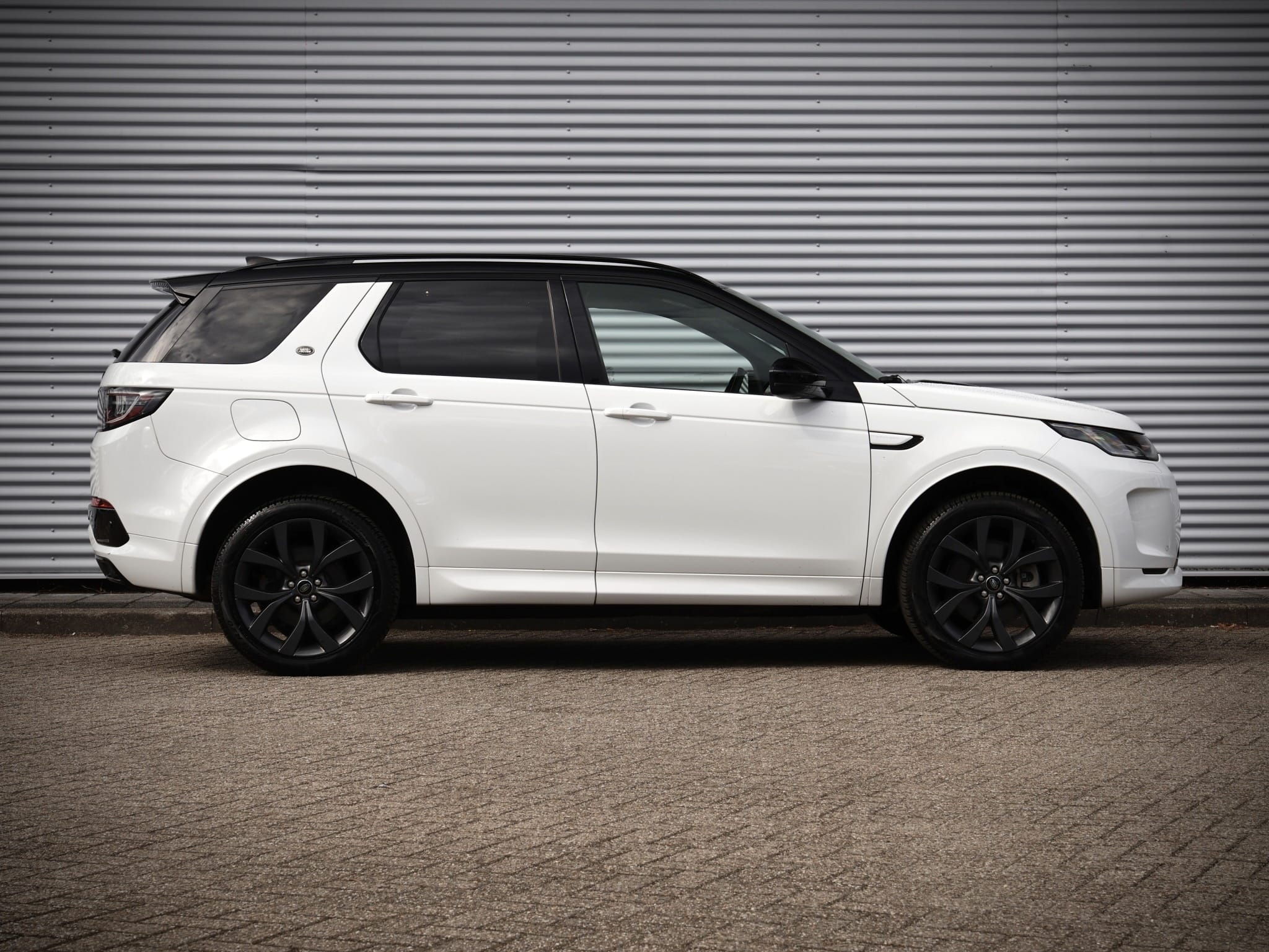 Land Rover Discovery Sport — foto 14