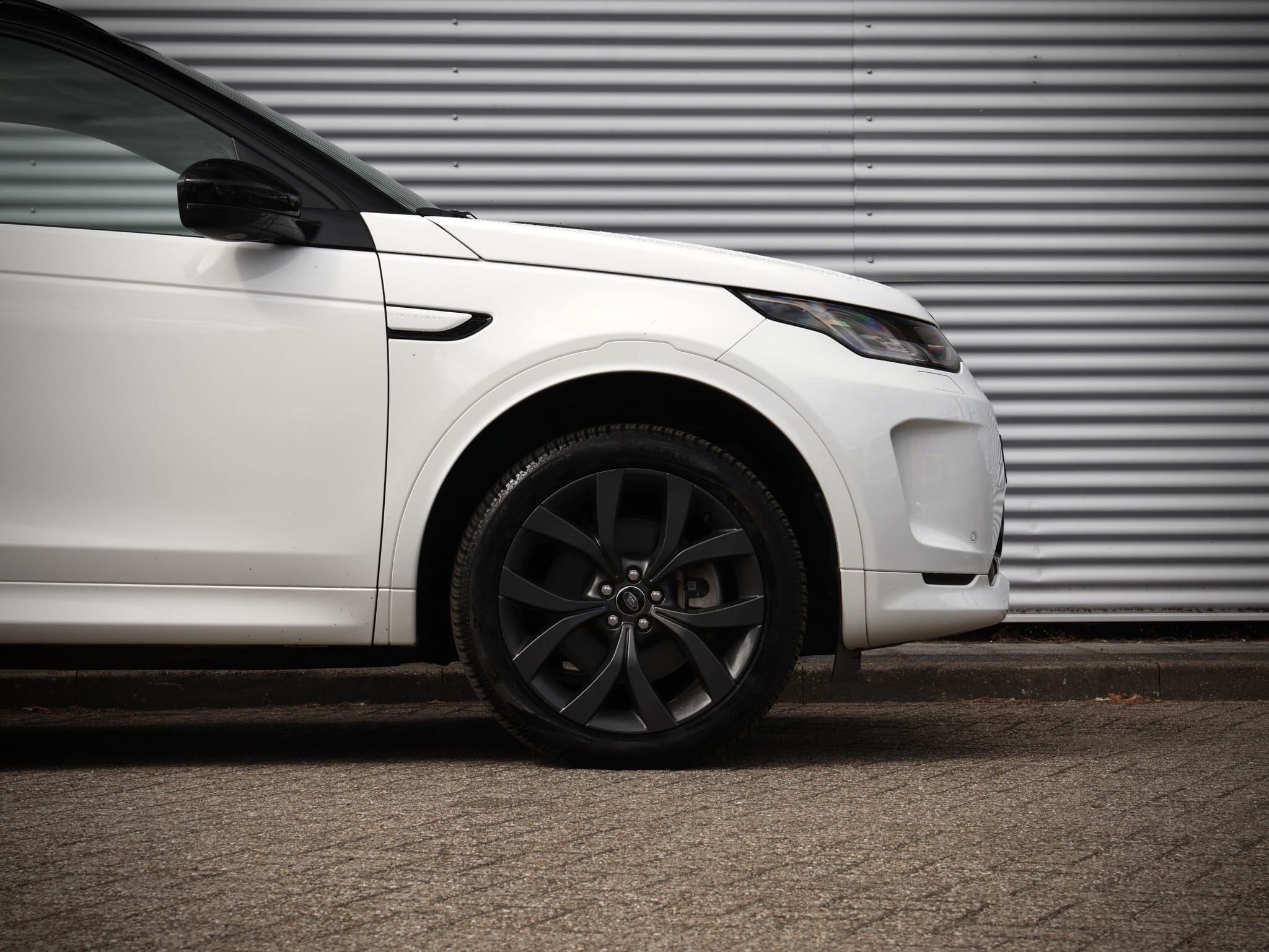 Land Rover Discovery Sport — foto 15