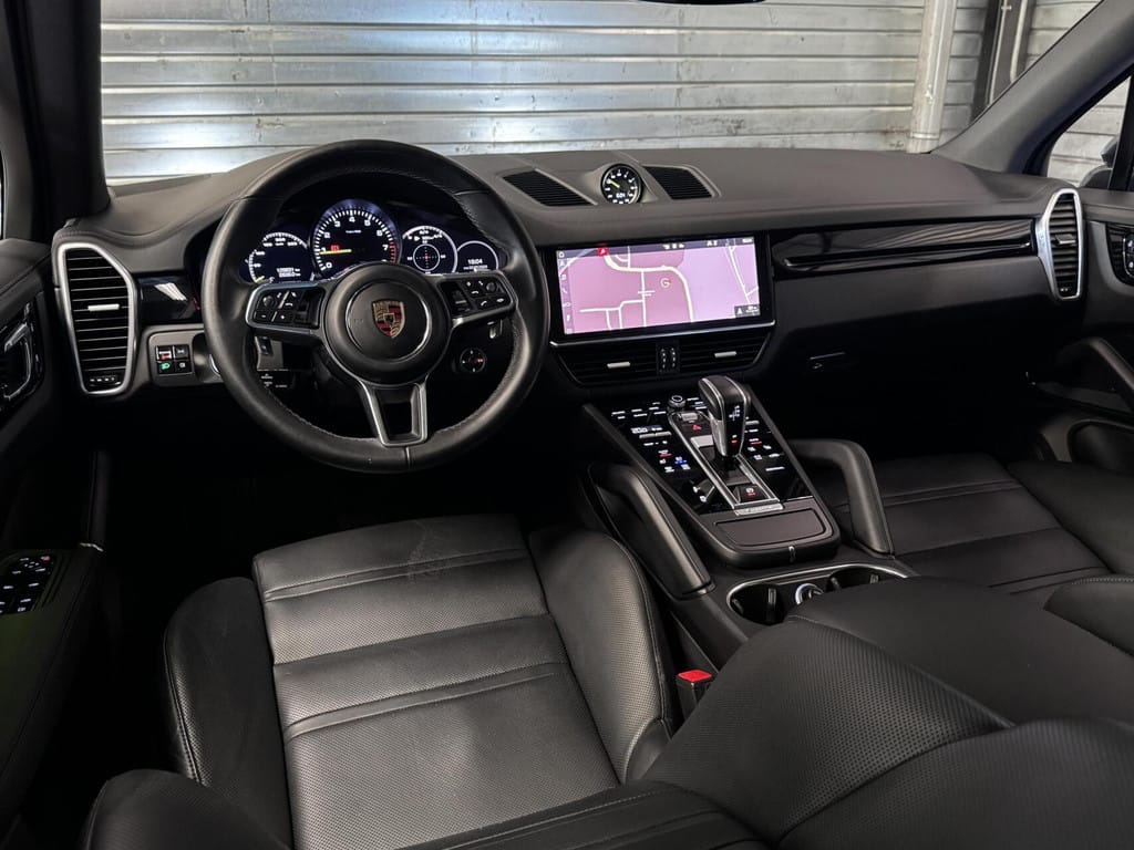 Porsche Cayenne — foto 5