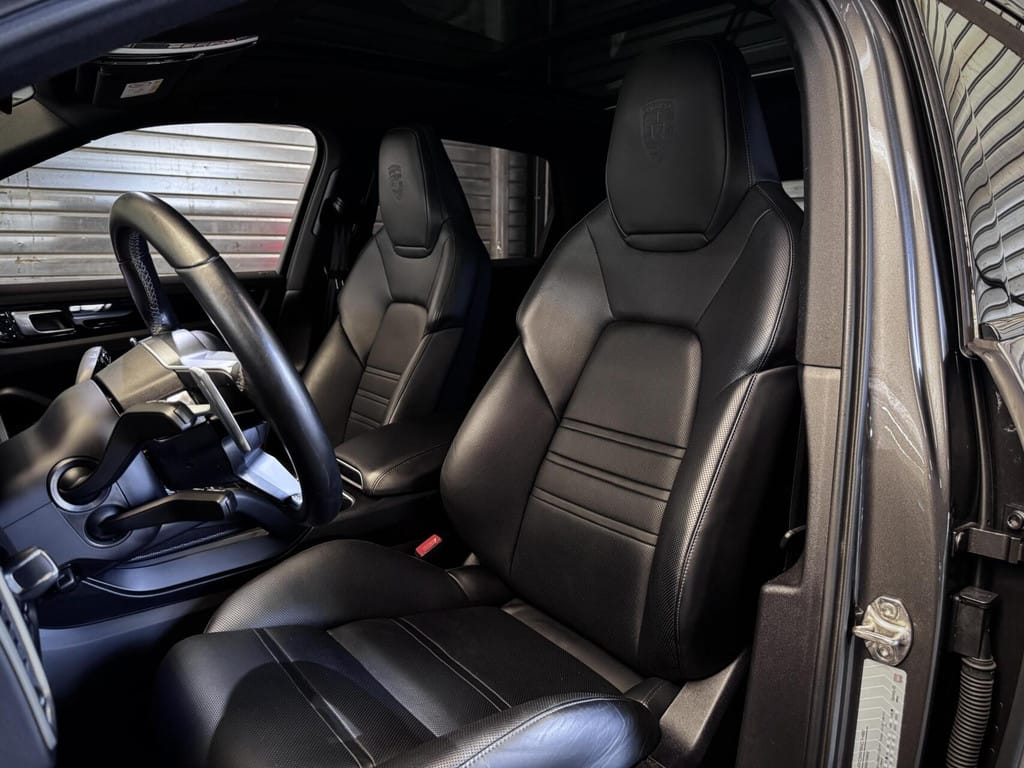 Porsche Cayenne — foto 6