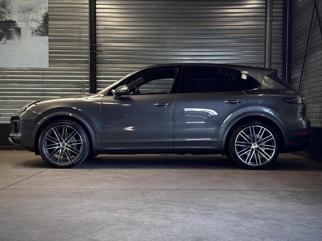 Porsche Cayenne — foto 12